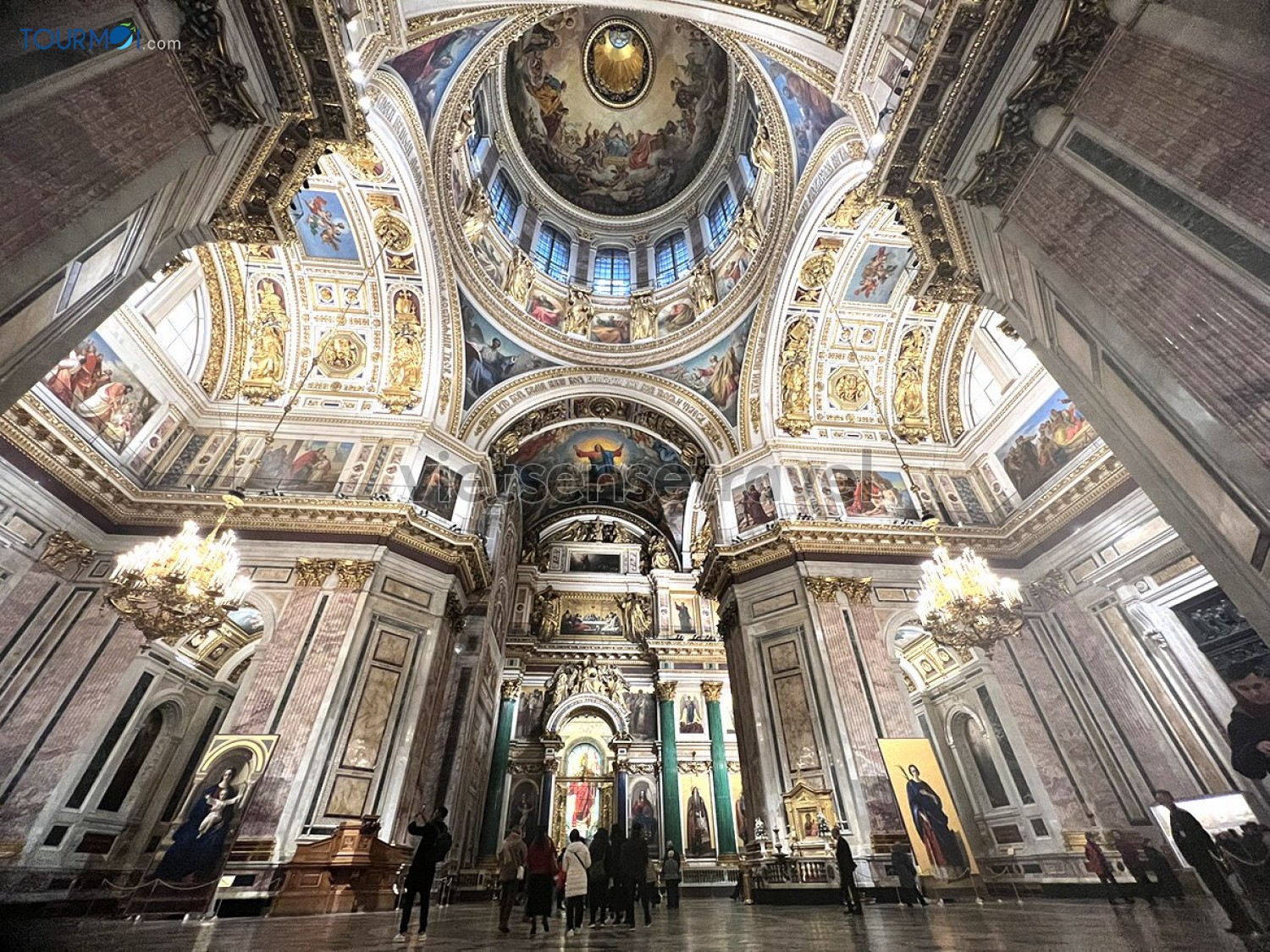 15 Điểm du lịch nổi tiếng ở Saint Petersburg phải đến - Ảnh 8 15 Điểm du lịch nổi tiếng ở Saint Petersburg phải đến - Ảnh 8