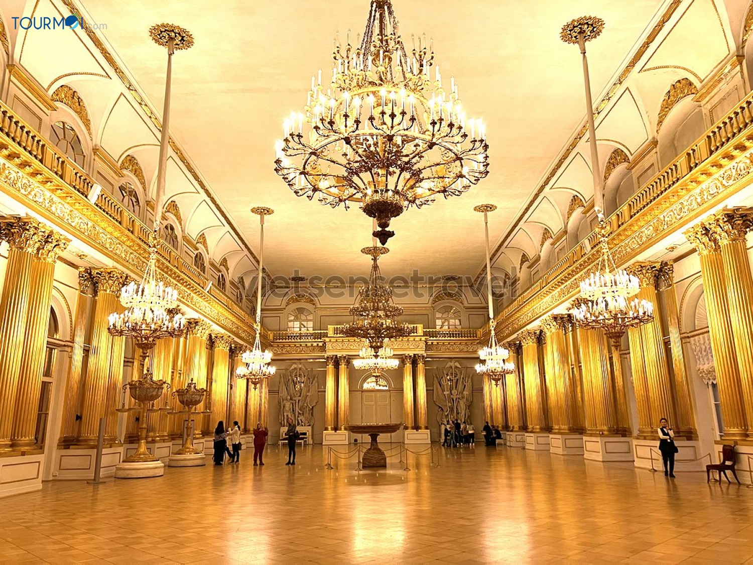 15 Điểm du lịch nổi tiếng ở Saint Petersburg phải đến - Ảnh 19 15 Điểm du lịch nổi tiếng ở Saint Petersburg phải đến - Ảnh 19