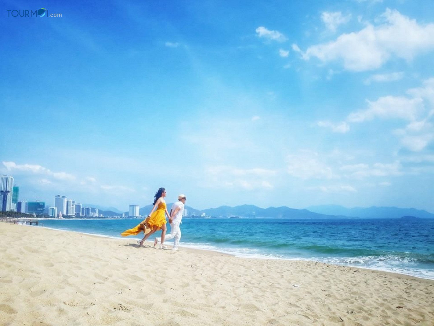 Top 6 Địa điểm du lịch Biển đẹp nhất Miền Trung và Nam Trung Bộ - Ảnh 7 Top 6 Địa điểm du lịch Biển đẹp nhất Miền Trung và Nam Trung Bộ - Ảnh 7