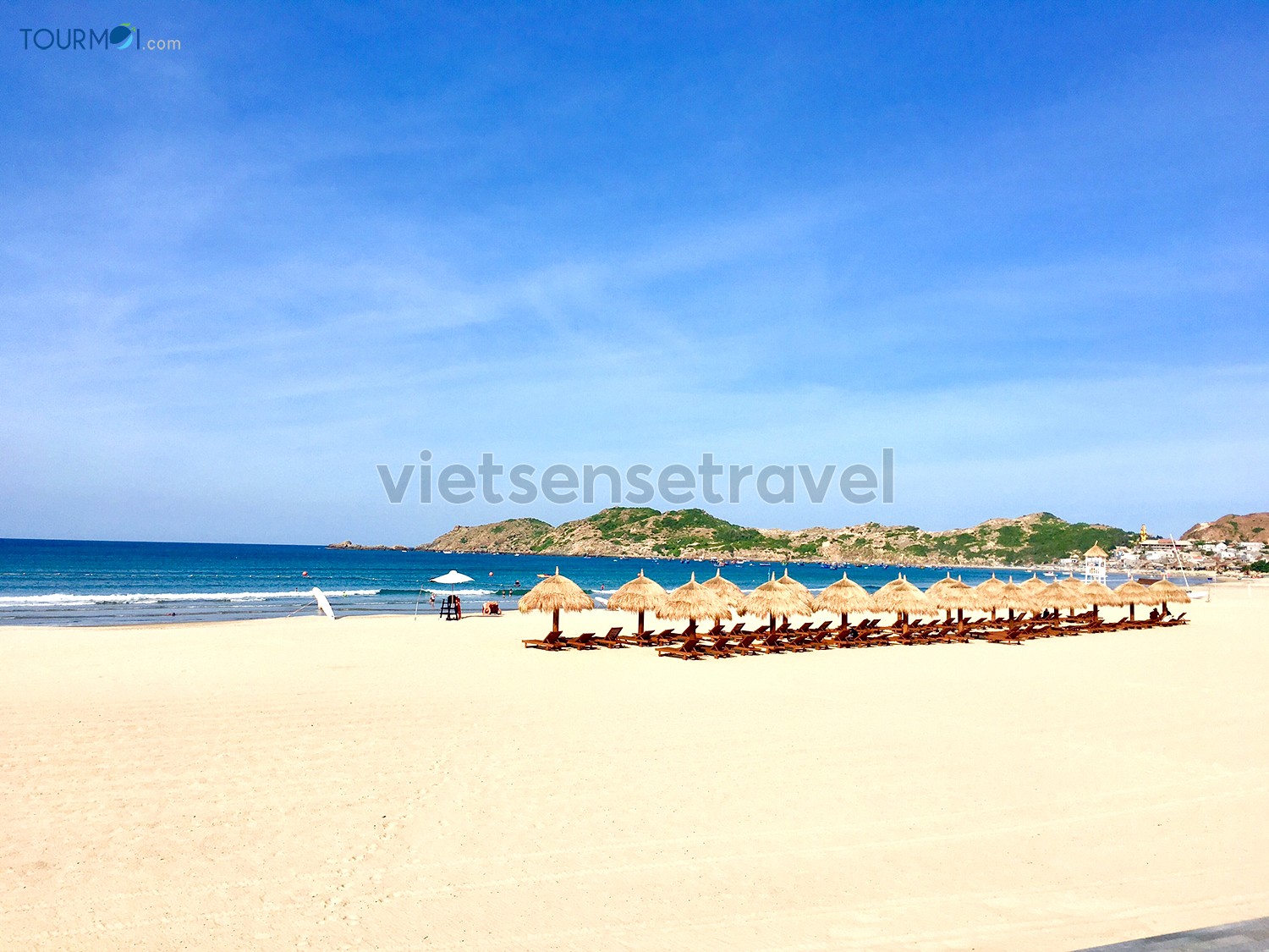 Top 6 Địa điểm du lịch Biển đẹp nhất Miền Trung và Nam Trung Bộ - Ảnh 6 Top 6 Địa điểm du lịch Biển đẹp nhất Miền Trung và Nam Trung Bộ - Ảnh 6