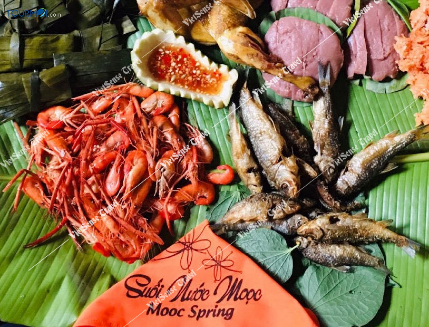 Ẩm thực quê mê hoặc du khách khi đến Quảng Bình - Ảnh 1 Ẩm thực quê mê hoặc du khách khi đến Quảng Bình - Ảnh 1