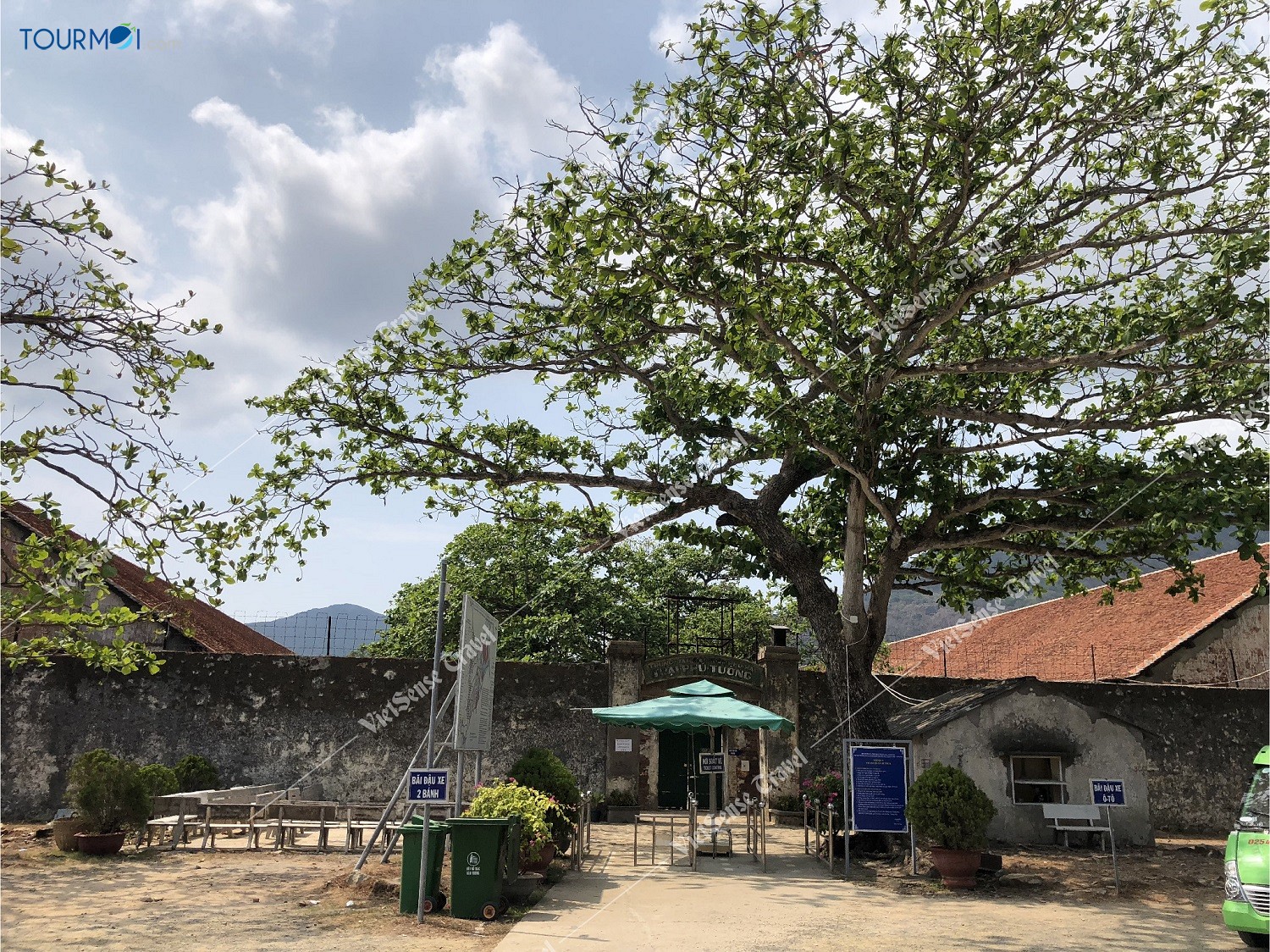 Choáng váng với khu biệt giam di tích nhà tù Côn Đảo - Ảnh 6 Choáng váng với khu biệt giam di tích nhà tù Côn Đảo - Ảnh 6