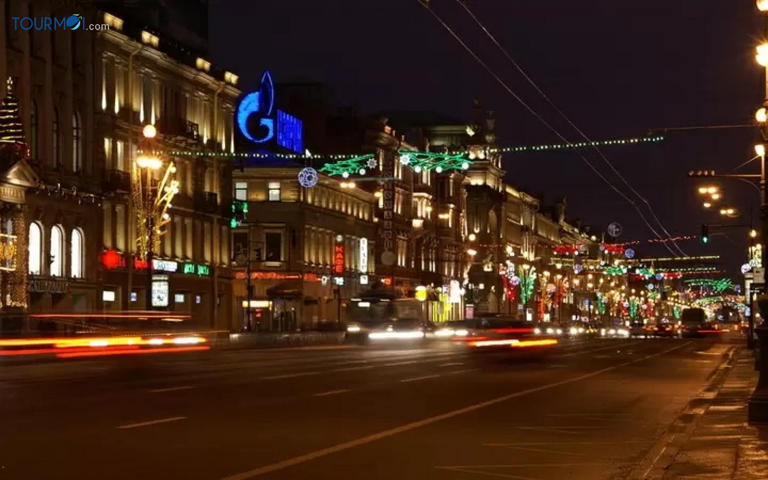 Lạc lối giữa Đại lộ Nevsky - Ảnh 2 Lạc lối giữa Đại lộ Nevsky - Ảnh 2