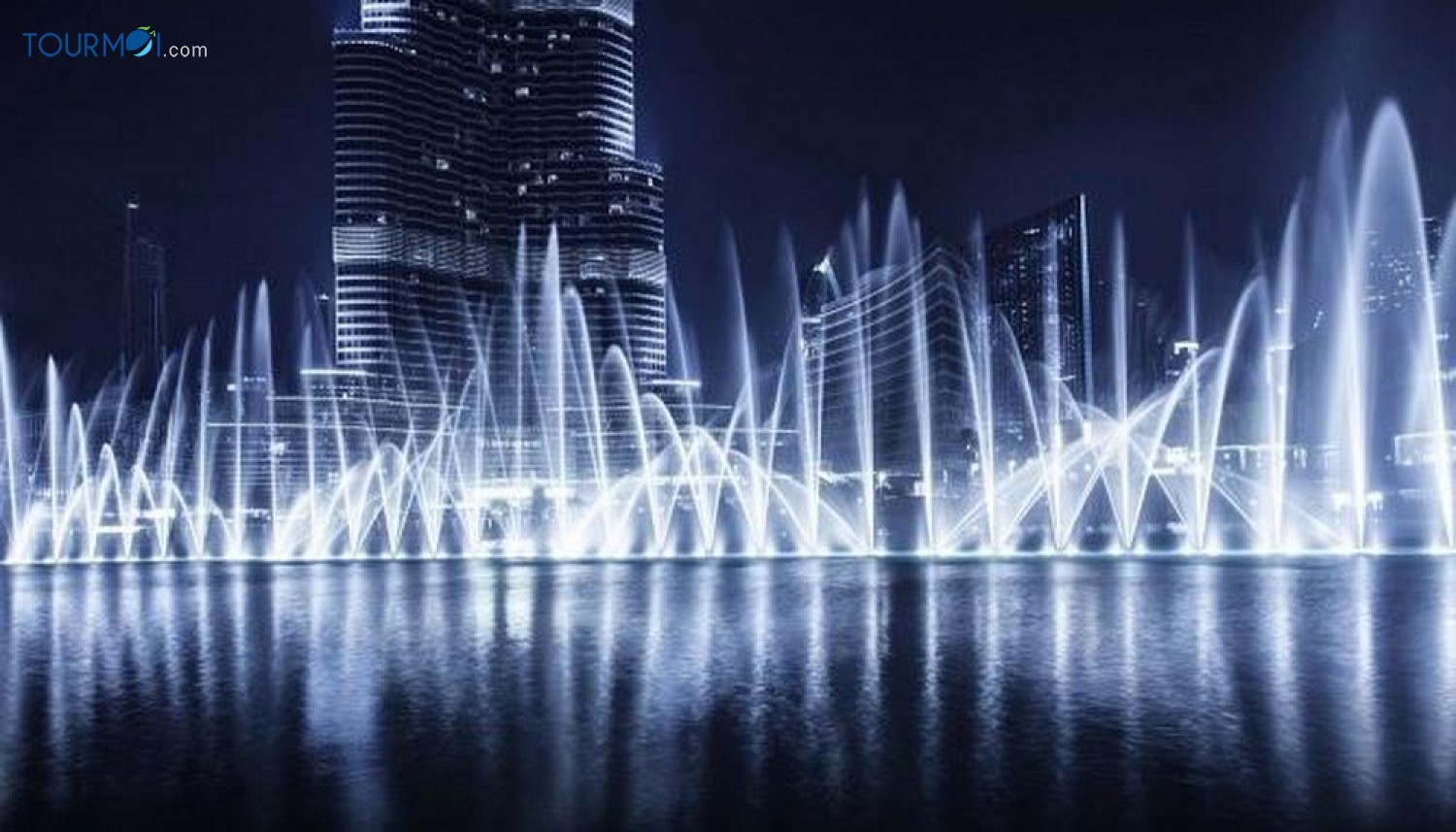 Đắm chìm trong Show diễn Nhạc Nước tại Dubai - Ảnh 2 Đắm chìm trong Show diễn Nhạc Nước tại Dubai - Ảnh 2