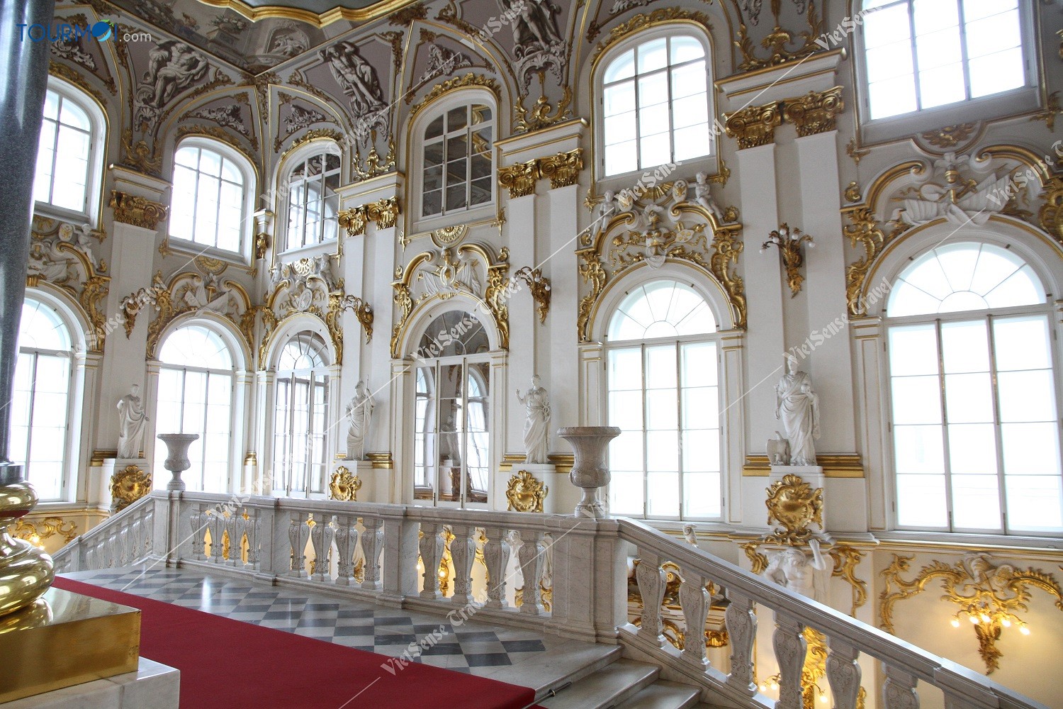 Đi du lịch Nga không thể bỏ qua những điểm đến này! - Ảnh 5 Đi du lịch Nga không thể bỏ qua những điểm đến này! - Ảnh 5