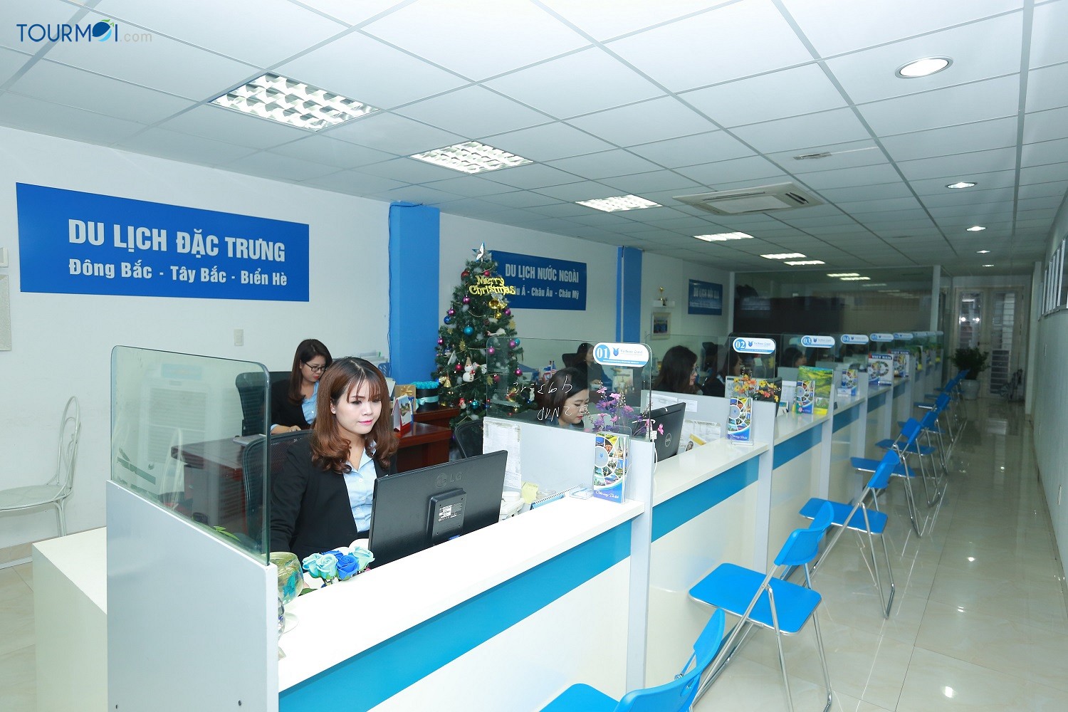 Đội Ngũ Nhân Sự VietSense Travel - Ảnh 1 Đội Ngũ Nhân Sự VietSense Travel - Ảnh 1