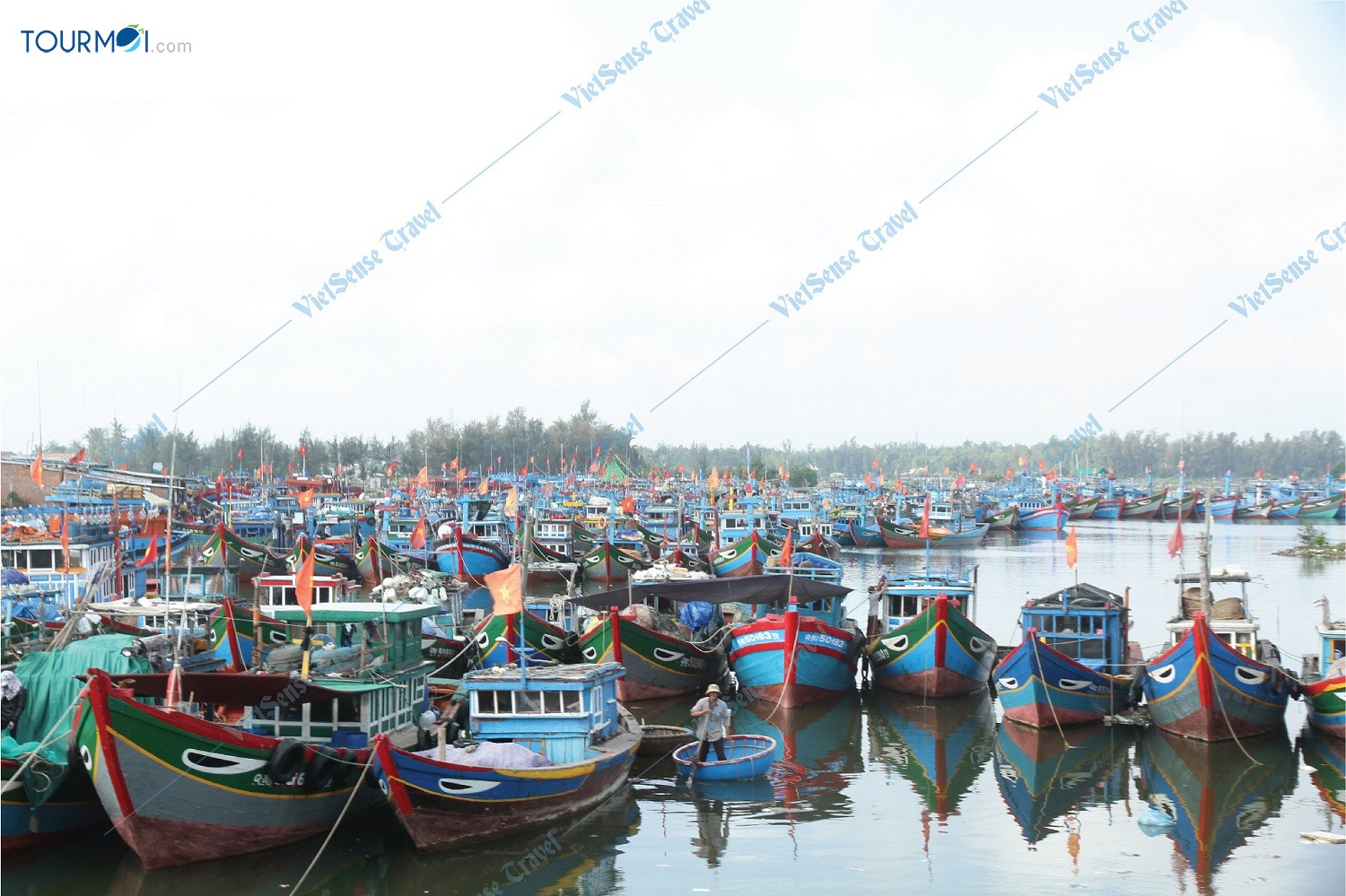 Giới thiệu các điểm thăm quan trên Đảo Lý Sơn - Ảnh 1 Giới thiệu các điểm thăm quan trên Đảo Lý Sơn - Ảnh 1