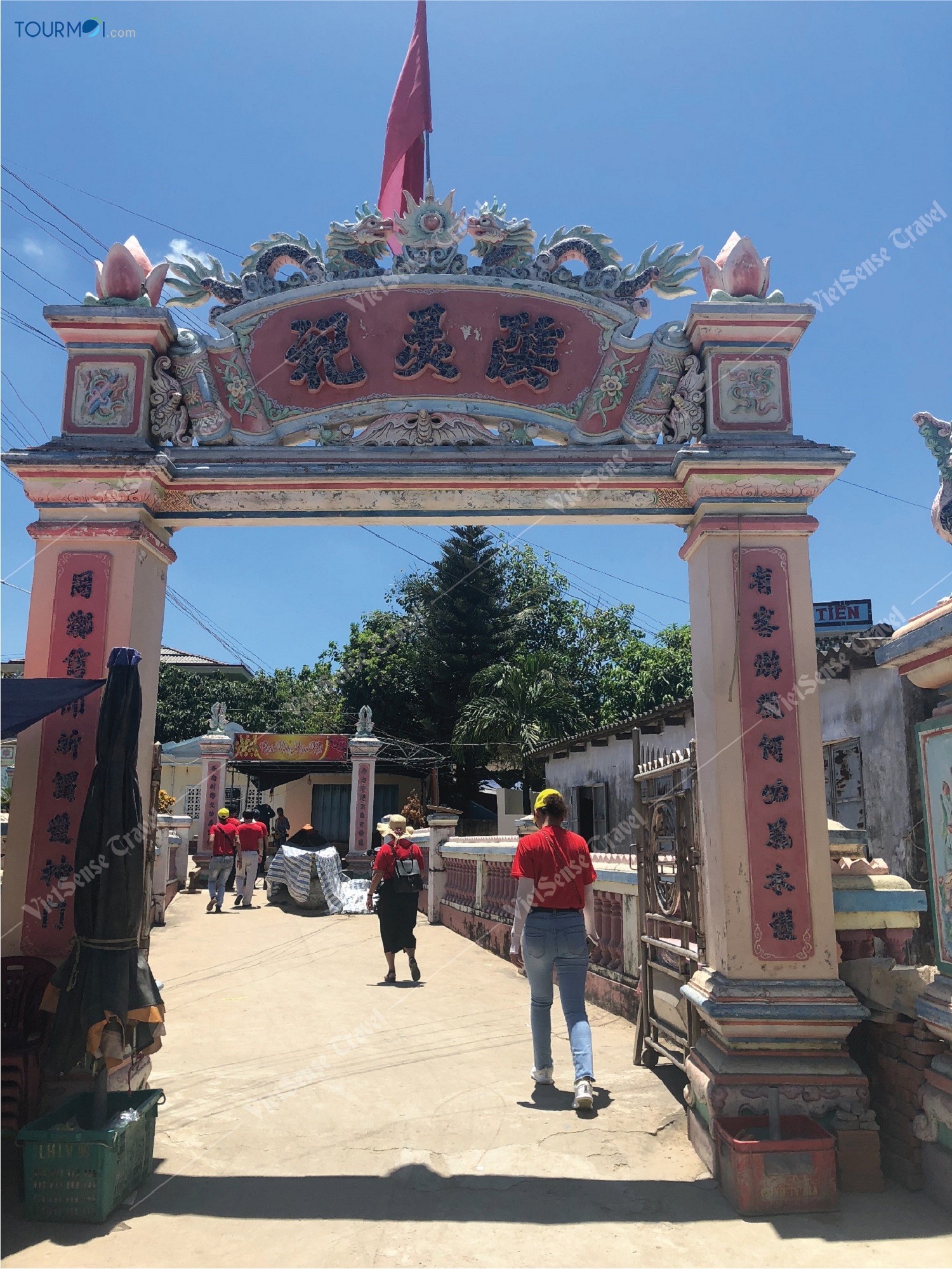 Giới thiệu các điểm thăm quan trên Đảo Lý Sơn - Ảnh 2 Giới thiệu các điểm thăm quan trên Đảo Lý Sơn - Ảnh 2