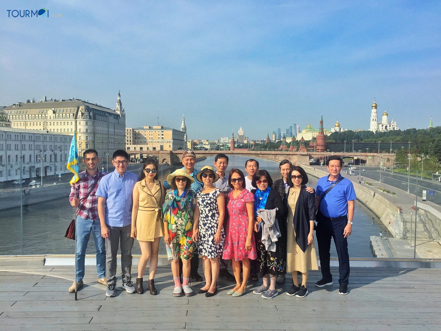 Tour Nga 8 Ngày: Moscow - Saint Petersburg - Ảnh 2 Đoàn khách Du lịch Nga do VietSense Travel tổ chức