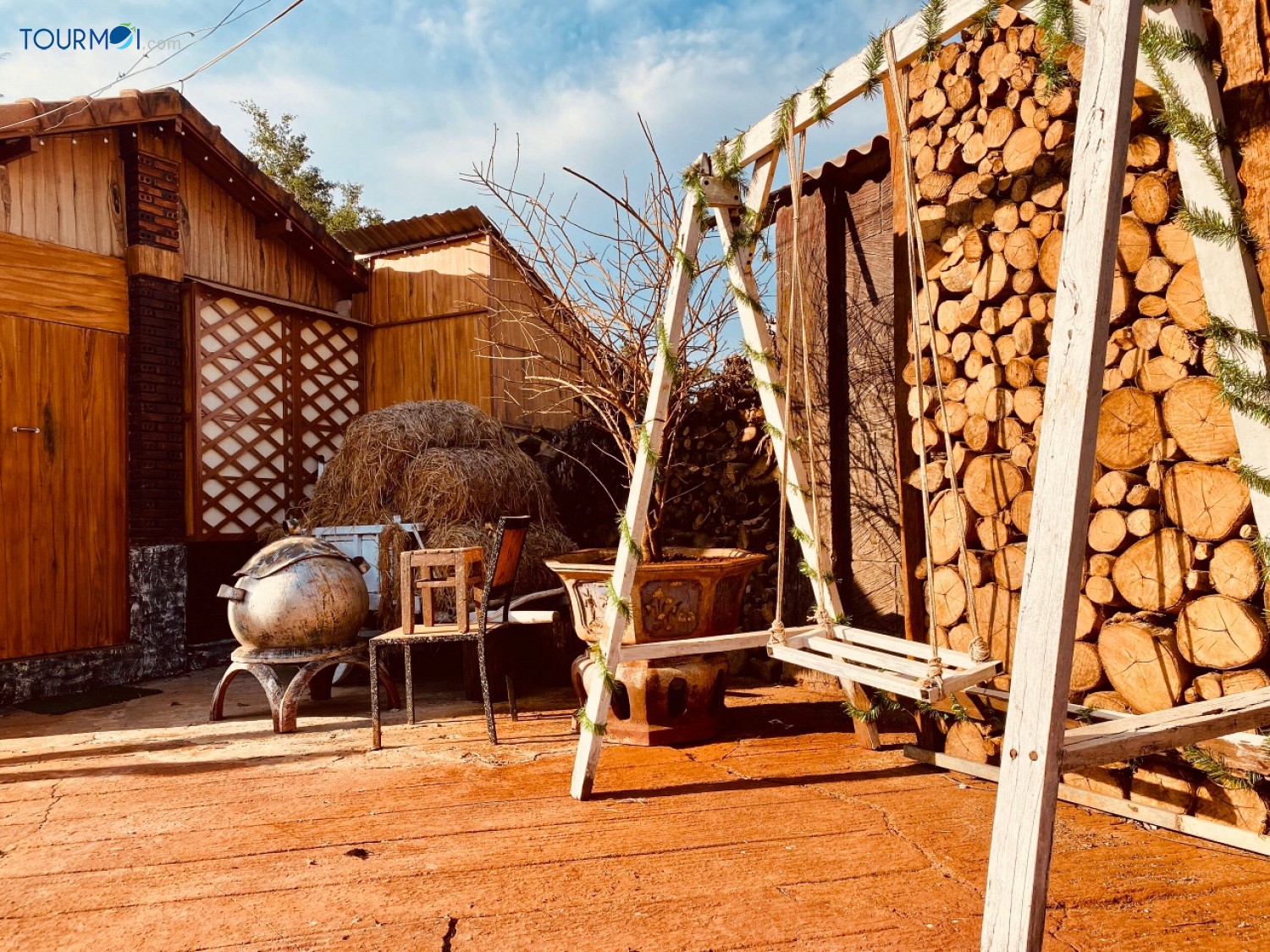 Nhà Tôi – My Home, điểm hẹn trên phố núi đại ngàn - Ảnh 3 Nhà Tôi – My Home, điểm hẹn trên phố núi đại ngàn - Ảnh 3