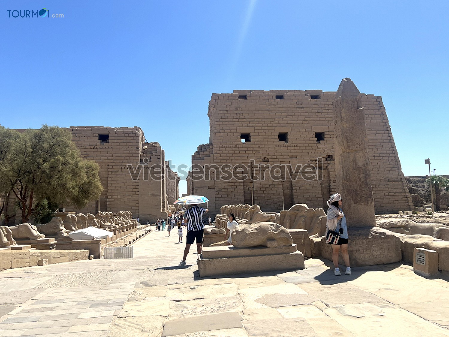 Những Địa điểm du lịch Ai Cập nổi tiếng nhất định phải đến - Ảnh 5 Những Địa điểm du lịch Ai Cập nổi tiếng nhất định phải đến - Ảnh 5