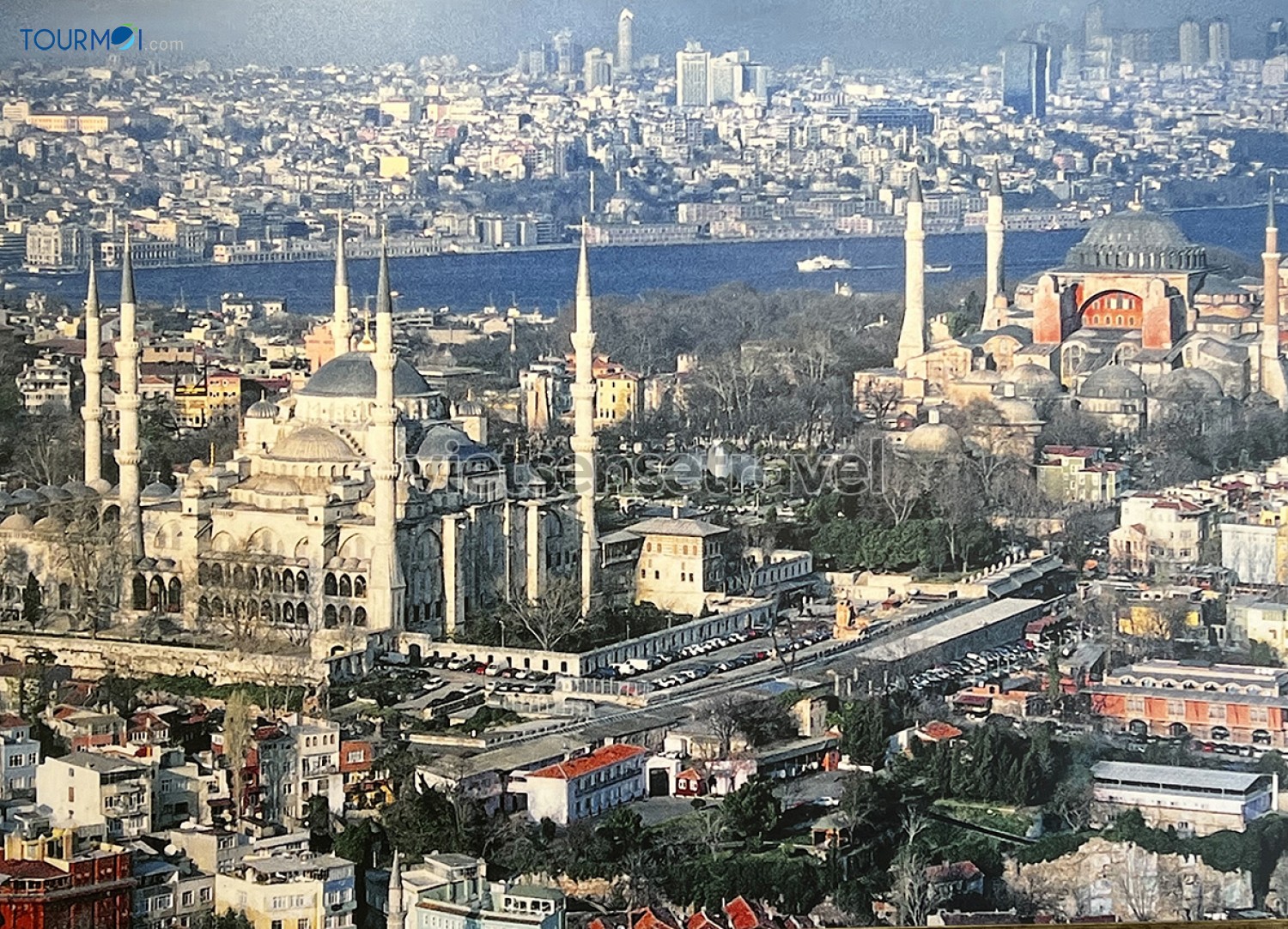 Những thứ mang theo khi đi Thổ Nhĩ Kỳ du khách cần chuẩn bị - Ảnh 3 Những thứ mang theo khi đi Thổ Nhĩ Kỳ du khách cần chuẩn bị - Ảnh 3