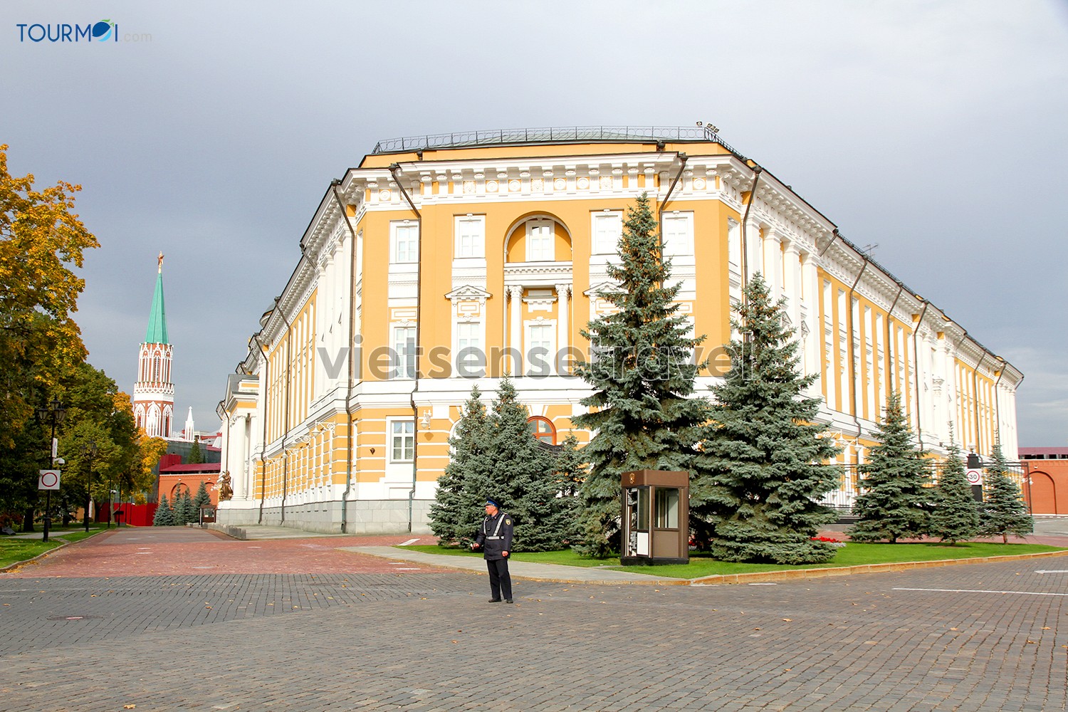 Hướng dẫn thăm quan Điện Kremlin từ ngoài vào bên trong - Ảnh 7