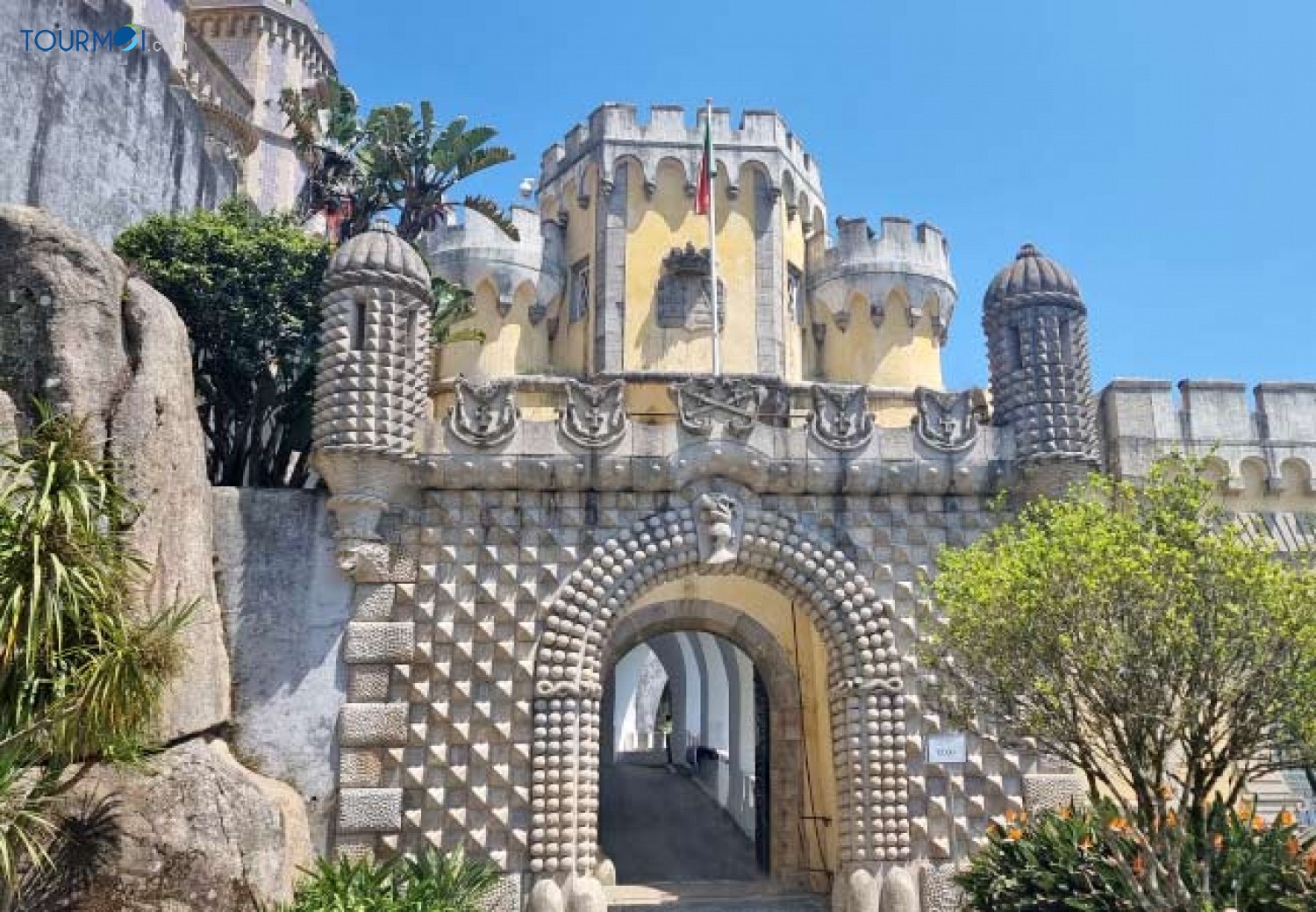 Top 8 Điểm du lịch nổi tiếng Bồ Đào Nha nhất định phải đến - Ảnh 5