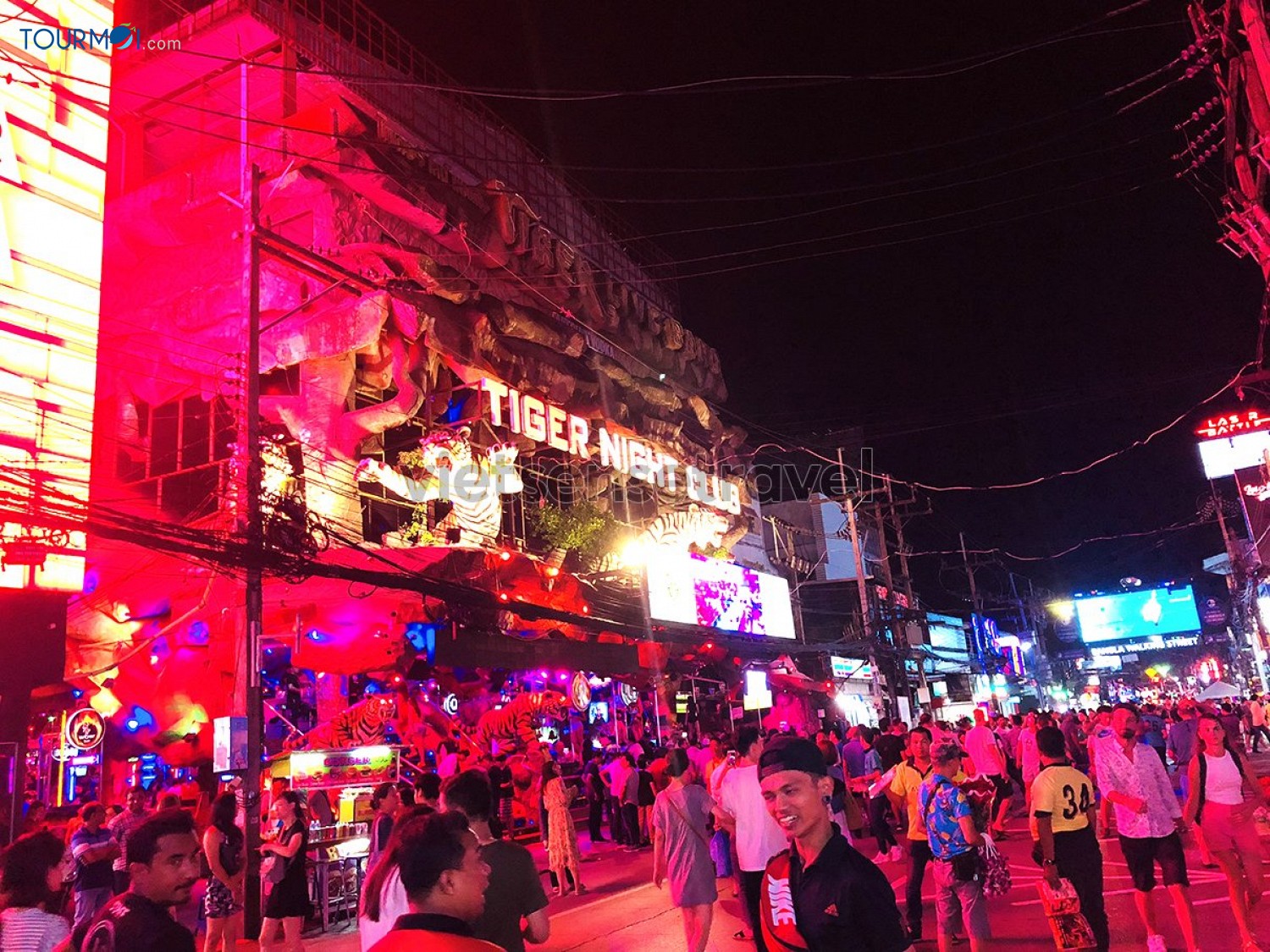 Trải nghiệm phố đêm Patong, Phuket, Thái Lan - Ảnh 1 Trải nghiệm phố đêm Patong, Phuket, Thái Lan - Ảnh 1