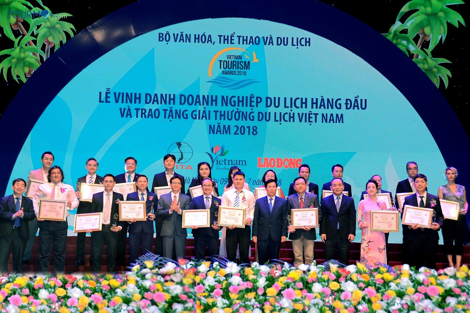 VietSense Travel đạt Top 10 doanh nghiệp Lữ hành hàng đầu Việt Nam 2018 - Ảnh 1 VietSense Travel đạt Top 10 doanh nghiệp Lữ hành hàng đầu Việt Nam 2018 - Ảnh 1